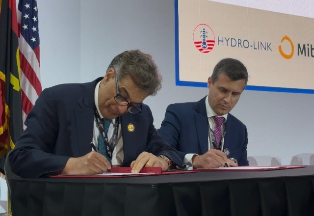 Signing the Mou