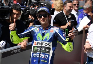 Valentio Rossi secures 2017 MotoGP Fan World Championship 