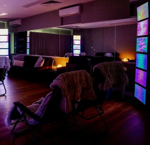 Twilight EESystem™ Lounge