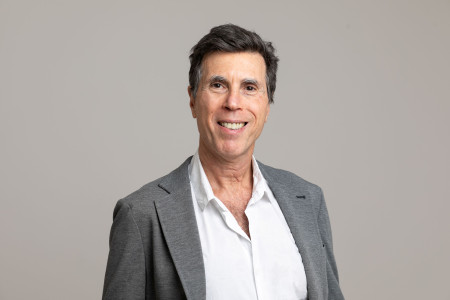 Javier Fainzaig (CEO of FaroLatino)