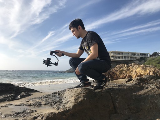Snoppa Released the Lightest and the Most Versatile Motorized Stabilizer for Lightweight Cameras and Phones