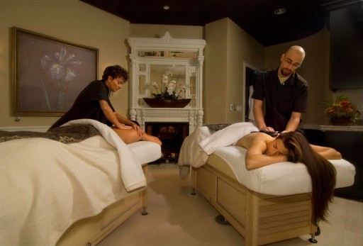 couples massage at Spa of the Rockies