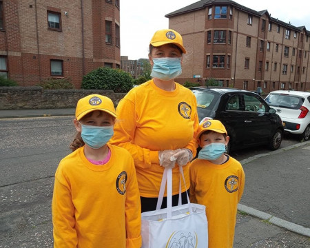 This family team takes part in the work of the Scientology Volunteer Ministers of HAPI