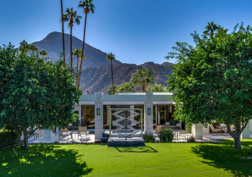 Phenomenal Architectural Style and Classic Design in the Heart of Indian Wells, California