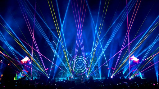 Lasers Enhance Fans Experiences With Aerial Effects at Coldplay's Concerts