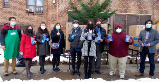 Sir Gary Kong Donates 40,000 Masks and 400 of 'The 1 Virus Buster' to 4 Local Charities