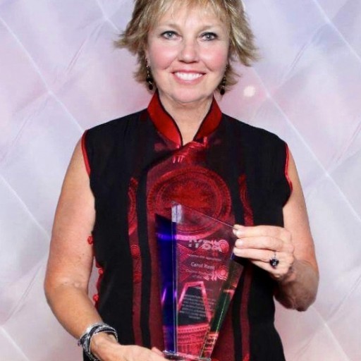 Carol Kent Wins Top Charter Yacht Broker of the Year Award From IYBA