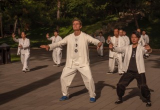 Dr OZ Practices Tai Chi in Beijing 