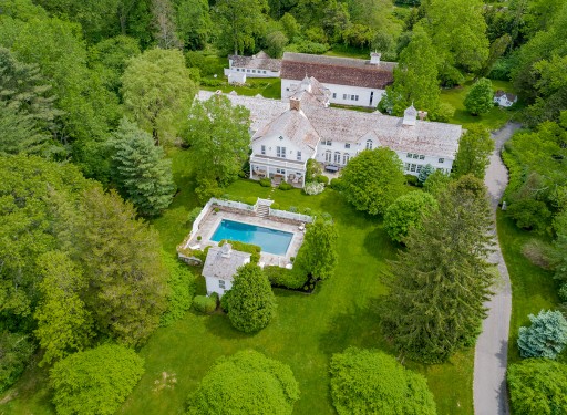 Harry & Jill Connick List New Canaan, CT Estate for $7.5M