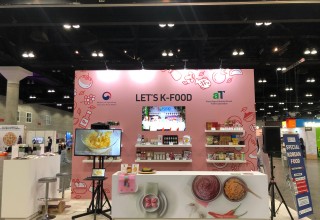 K-Food Booth at KCON LA 2019