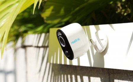 Reolink Argus 3 Pro Smart Battery Security Camera with Spotlight