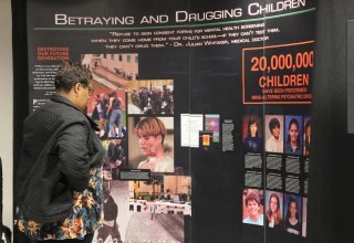 Visitors learned of psychiatric human rights abuse.