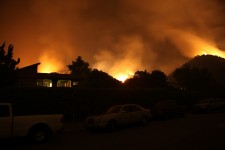 Fires rage out of control in Southern California (Shuttersock)