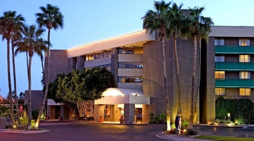 All-New Radisson Hotel Phoenix North Opens Its Doors