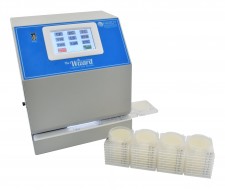 The Wizard CompactDry™ Plate Reader with CompactDry™ plates 