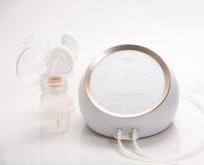 Synergy Gold dual-powered electric breast pump
