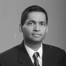 Dr Vivek Bhatt