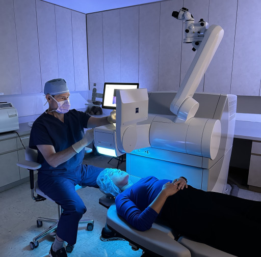 Dell Laser Consultants is First to Introduce Revolutionary ZEISS SMILE PRO Procedure in Austin