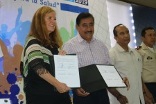 Baja California Sur partners with Foundation for a Drug-Free World. 