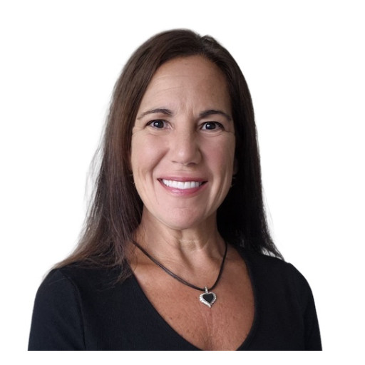 Best Real Estate Agent in Camarillo, CA: Meryll Russell