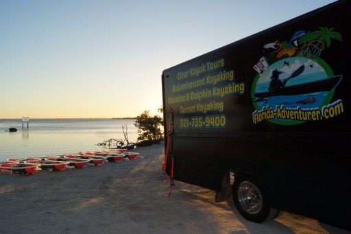 Bioluminescent Kayaking Brings Countless Tourists to Florida