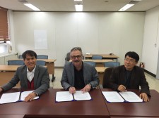 SolFab™ MOU agreement being signed by members