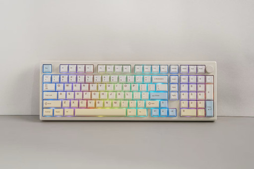 Lightweight, High-Performance Keyboard - the Epomaker Galaxy100 Lite