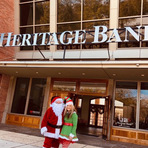 Santa Claus Visits Heritage Bank in Covington, La.