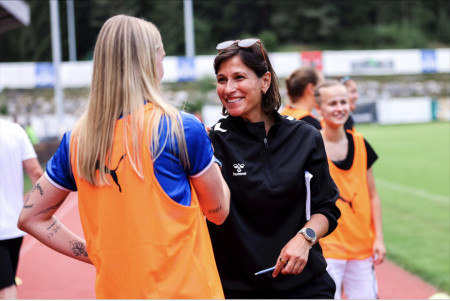 Coach Sierra in Austria