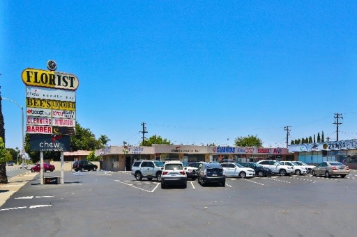 Ron Duong of Marcus & Millichap Closed Escrow on Two Shopping Centers in Southern California at Record Pricing