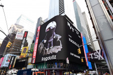 Ragdollz in Times Square
