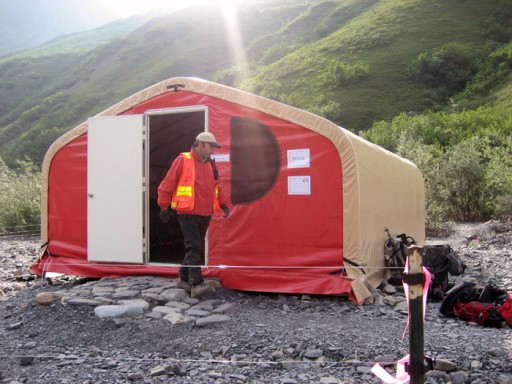 Society of Exploration Geophysicists Features Alaska Structures at International Exposition