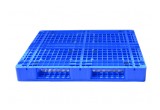 plastic pallet