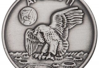 Silver-Plated Apollo 11 Robbins Medal Commemorative, Obverse Side