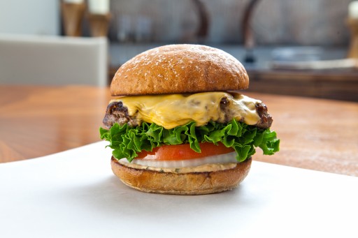 Burger Lounge Opens Their First Orange County Location in Costa Mesa