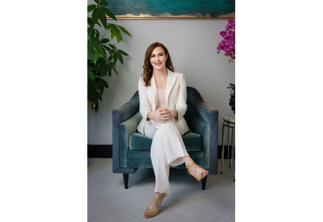 Dr. Lisa Brostrom