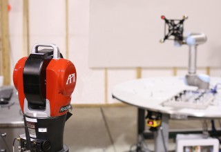 API RADIAN 6DoF Laser Tracker performing robot calibration