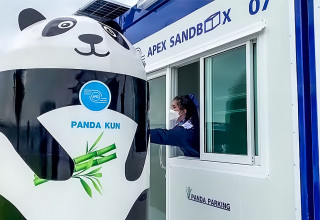 Apex Circuit Panda Robot Delivers Meals