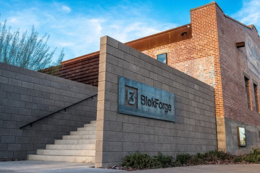 Bitcoin Miner Distributor BlokForge Opens First US Retail Location