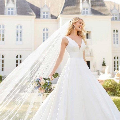 Affordable Wedding Dress Designer Stella York Reveals New Spring 2019 Collection