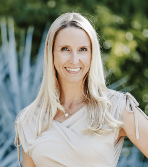 Best Real Estate Agent in Danville, CA: Jenn Collins
