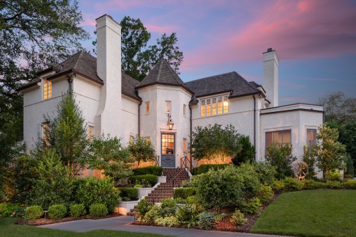 RACK ROOM SHOES PRESIDENT AND CEO MARK LARDIE LISTS CHARLOTTE ESTATE FOR $3.6M