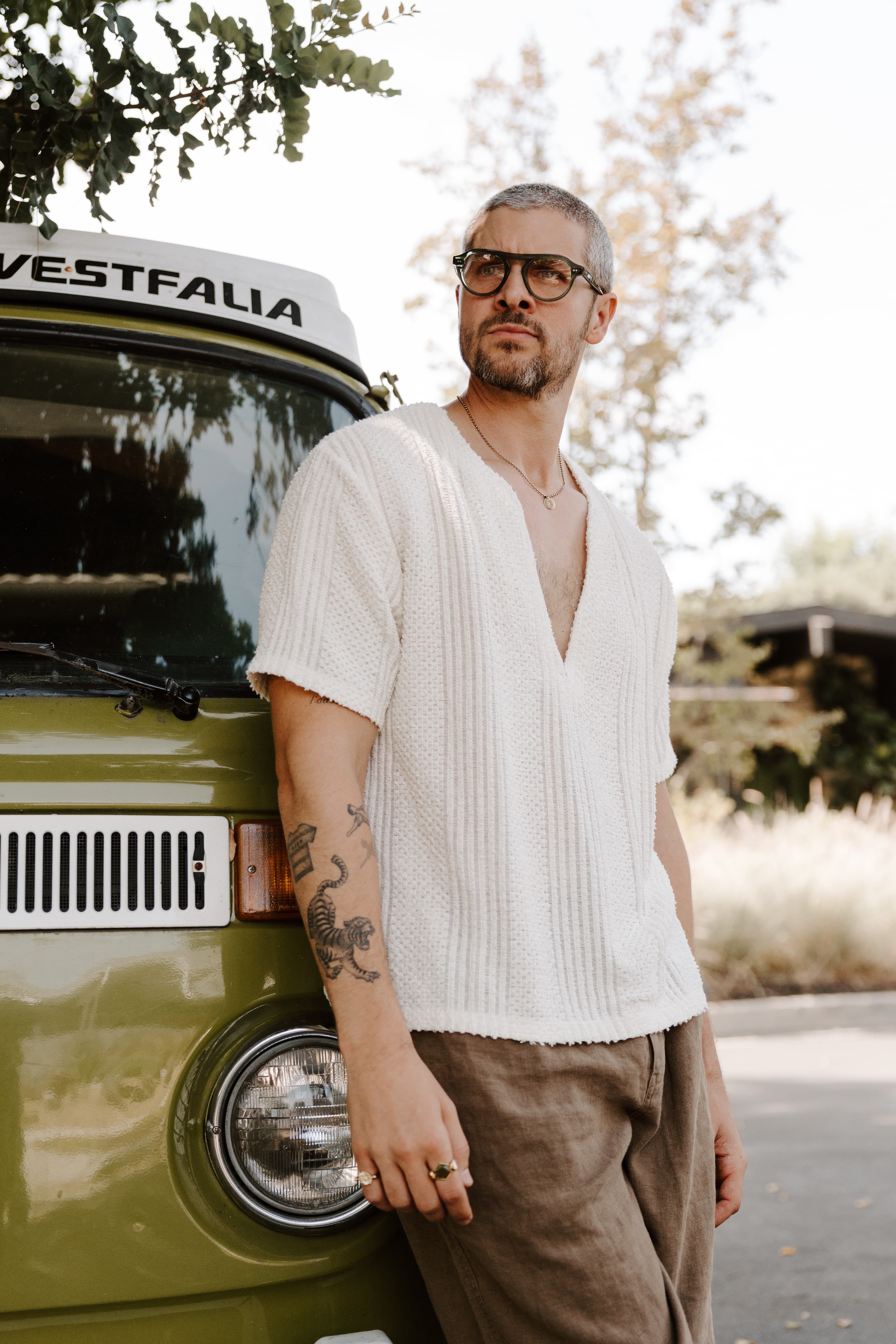 Capturing Parker York Smith's Effortless Style With CONQUERing's Statement Piece