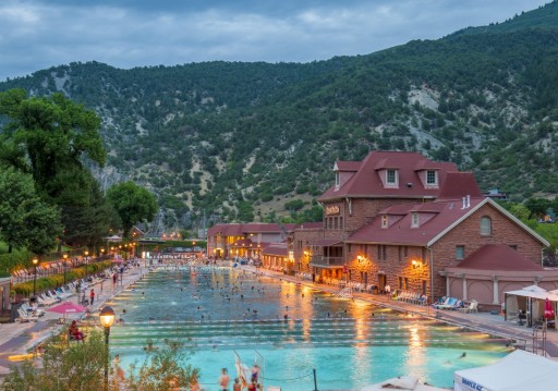 The Best Time of Year to Visit Glenwood Springs, Colorado