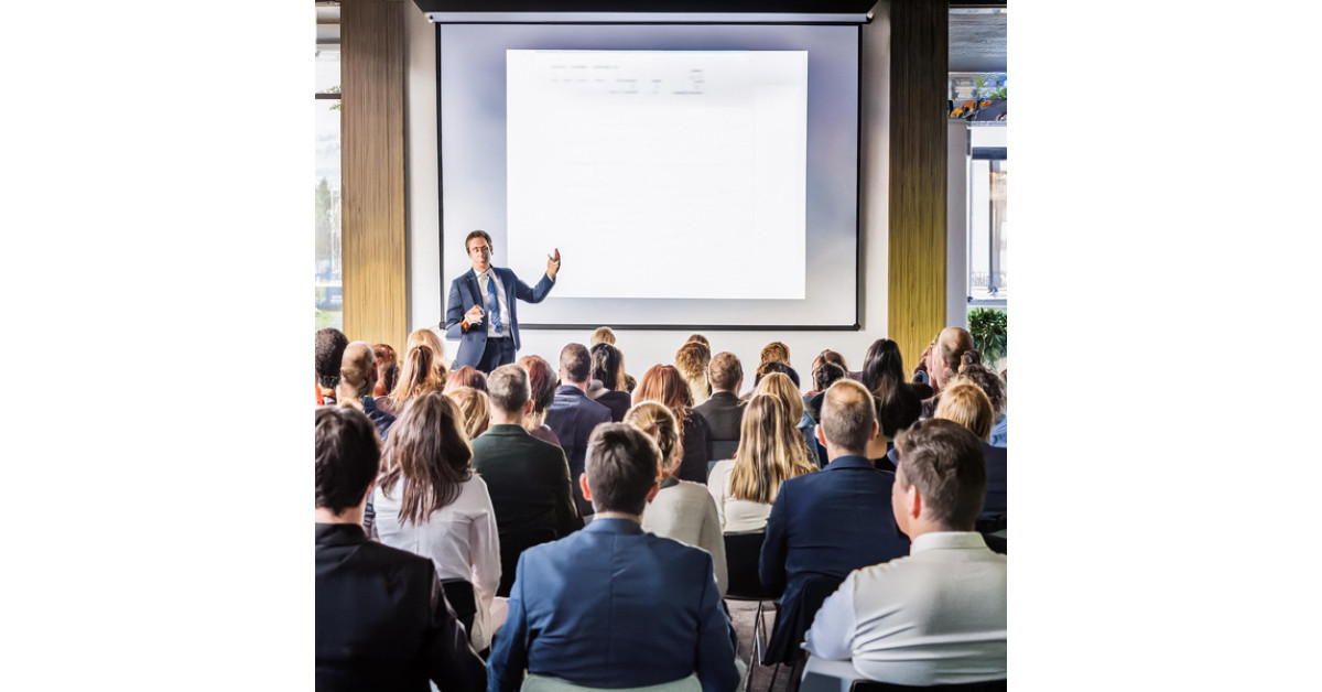 Smithers Launches Innovative AI-Powered Webinar Platform to Transform Business Coaching