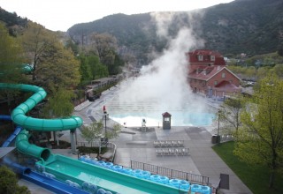 Glenwood Hot Springs pool is ranked in top 10