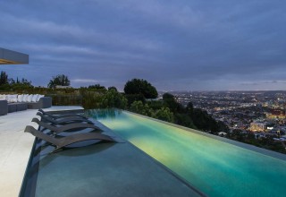 Luxury Home Rental Outdoor Pool With View