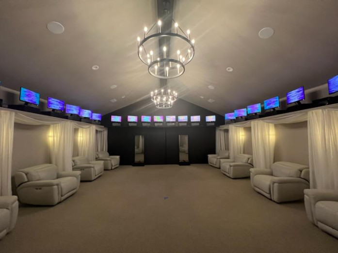 EESystem High-Tech Tranquility