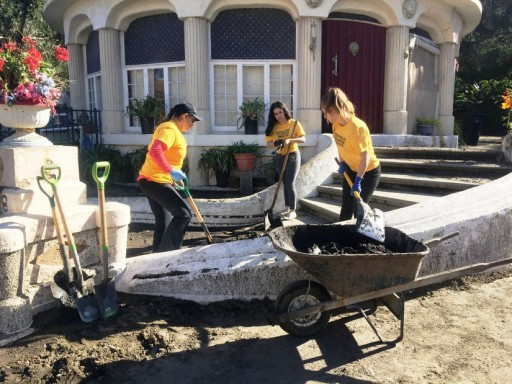LA Scientology Volunteer Ministers Respond to Disasters