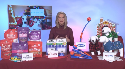 Author and Pet Expert Kristen Levine Shares Ideas for the PURRfect Pet Presents on TipsOnTV
